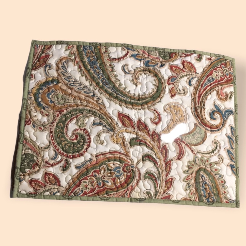8 Placemats, Better Home and Garden. 19x14 inches n size